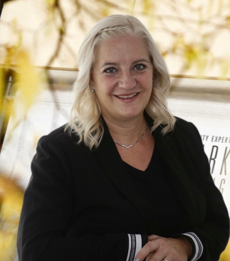 Friseur Pforzheim Nicole Kozole