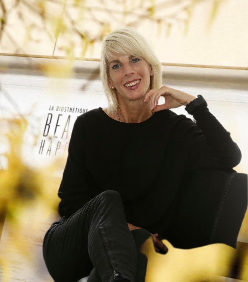 Friseur Pforzheim Simone West